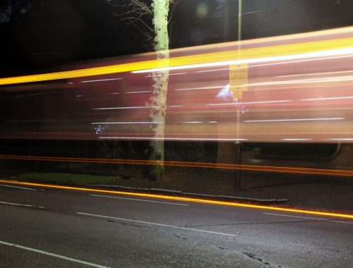 conseils pratiques pour réserver votre billet de train de nuit facilement et profiter d'un voyage confortable et économique.